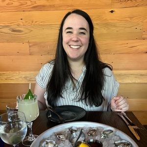 Meet your Posher, Gina